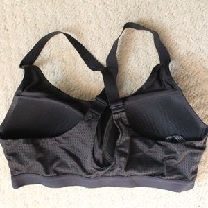 Victoria's Secret Intimates & Sleepwear - Victoria Sport Lightweight Bra Victoria's Secret Intimates & Sleepwear - Victoria Sport Lightweight Bra